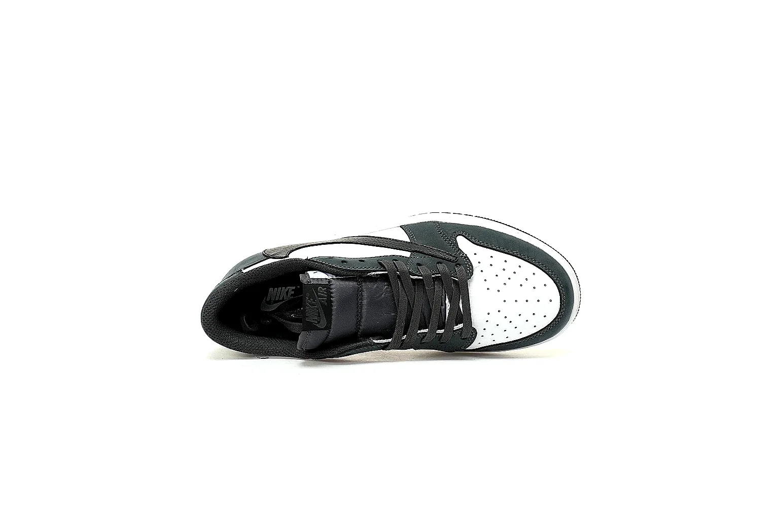 Kako Scout comparison images for Nike Black Green Low Court thumbnail 3