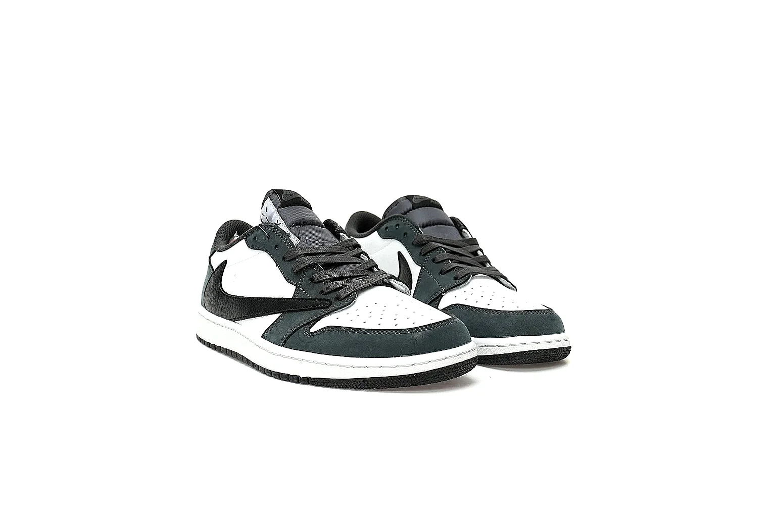 Kako Scout comparison images for Nike Black Green Low Court thumbnail 5