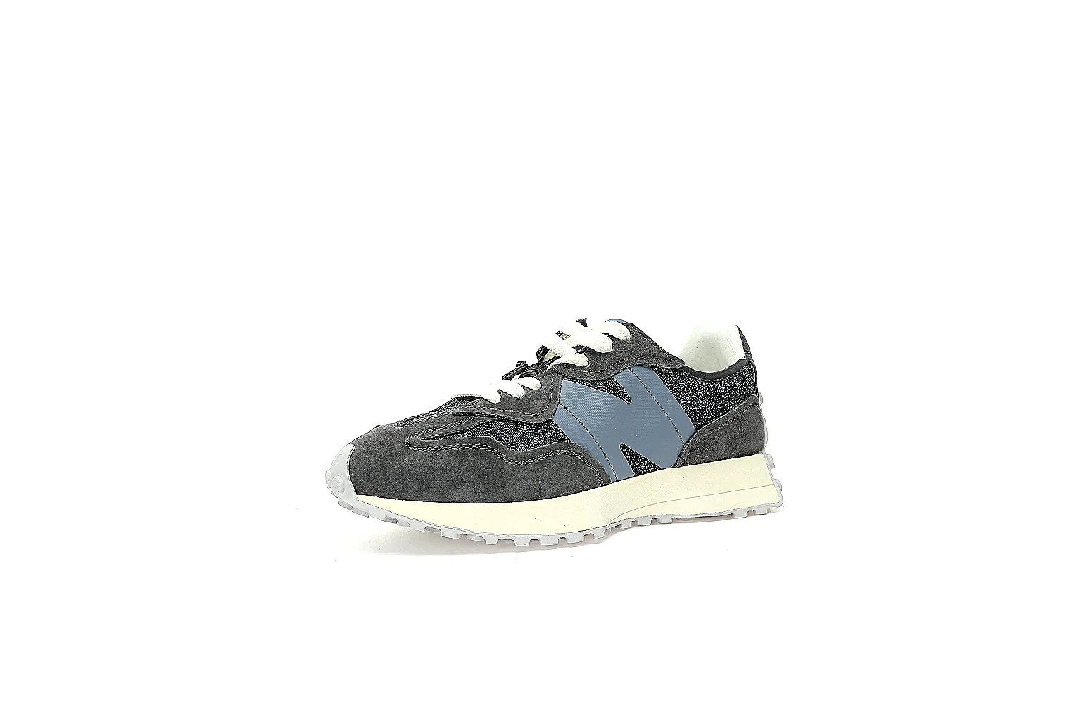 Kako Scout comparison images for Nike Black Gum Low Court thumbnail 6