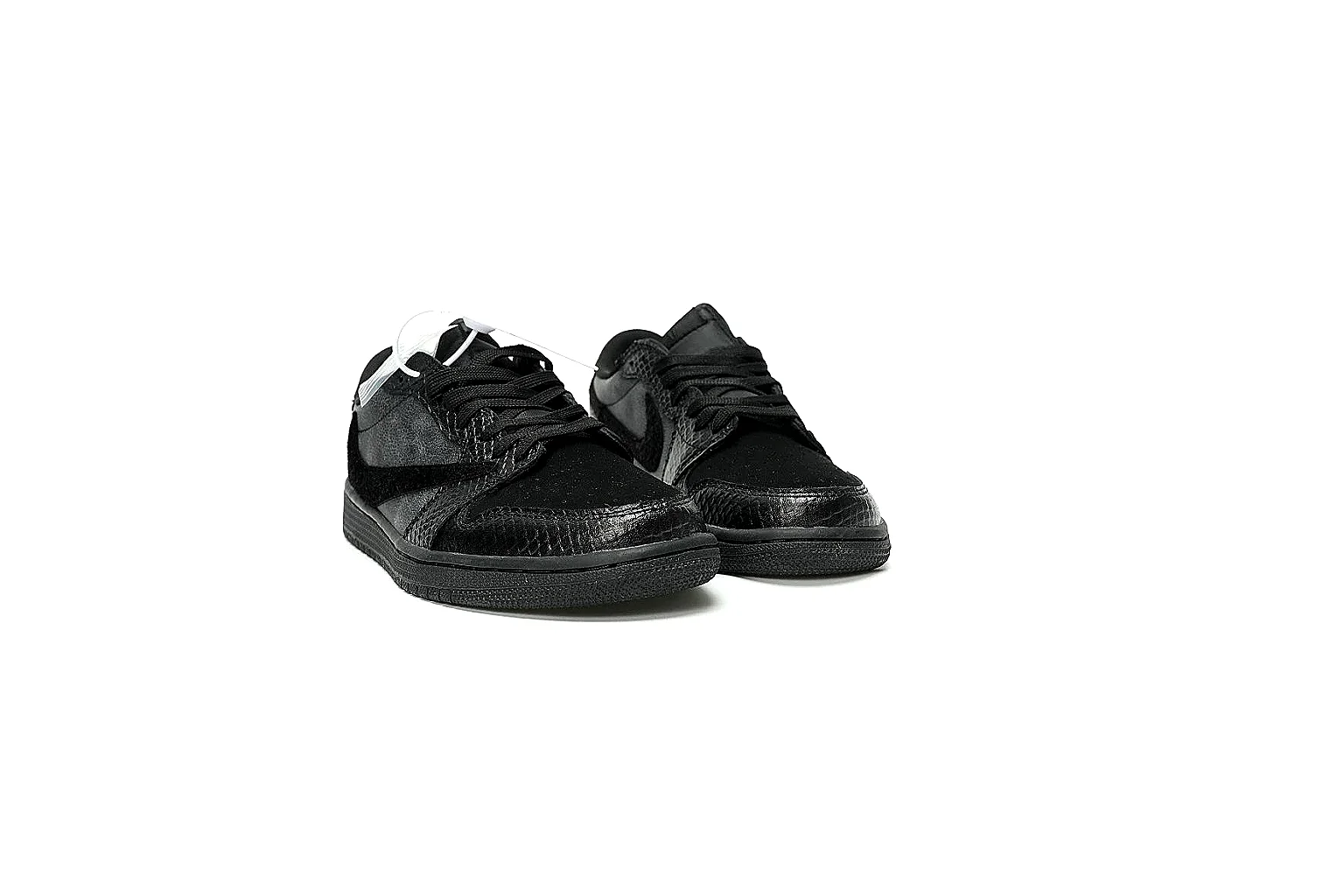 Kako Scout comparison images for Nike Black Low Court thumbnail 4