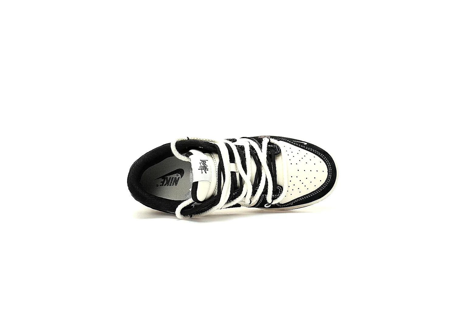 Kako Scout comparison images for Nike Black Red Low Court thumbnail 2