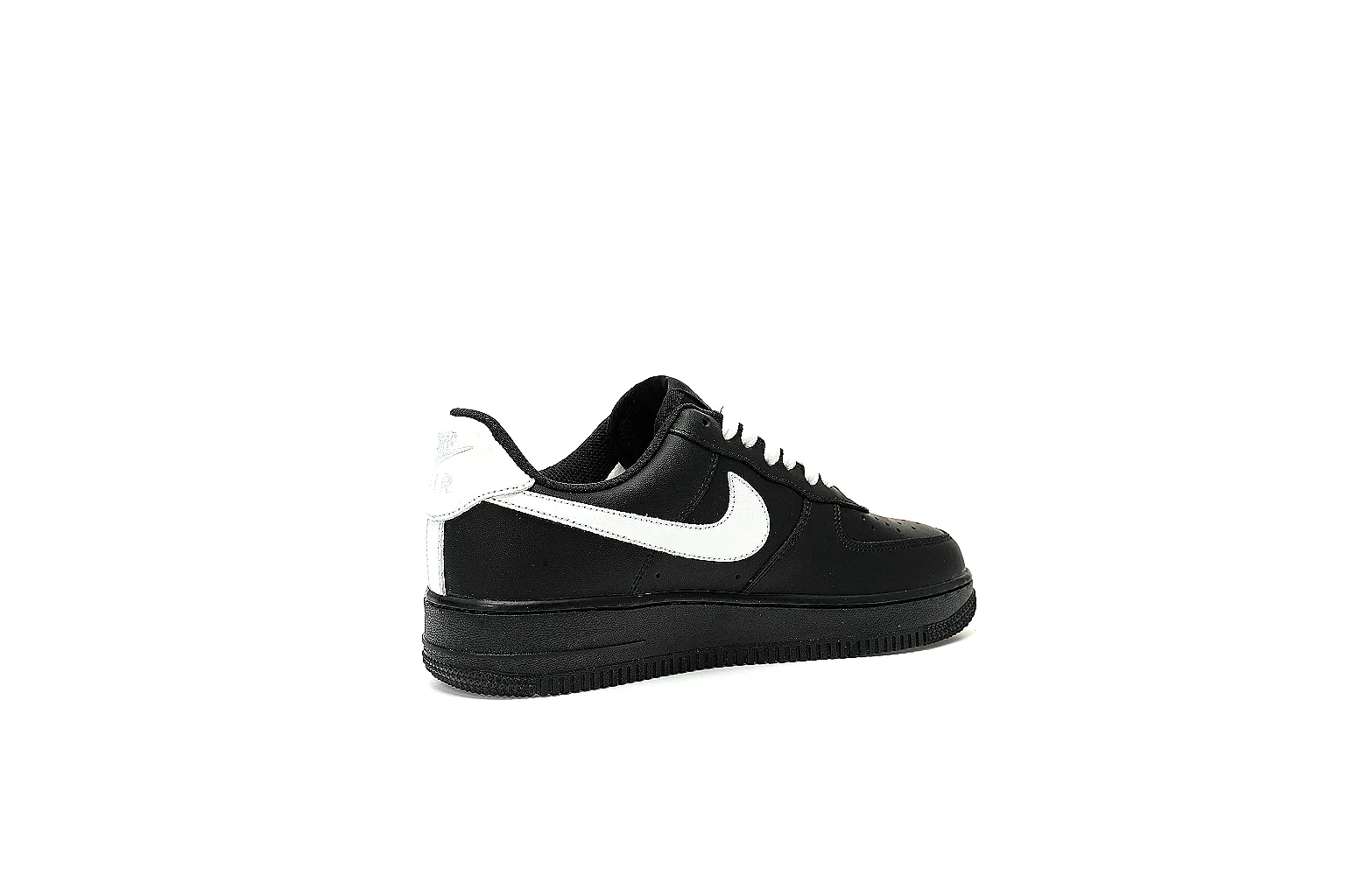 Kako Scout comparison images for Nike Black White Low Court