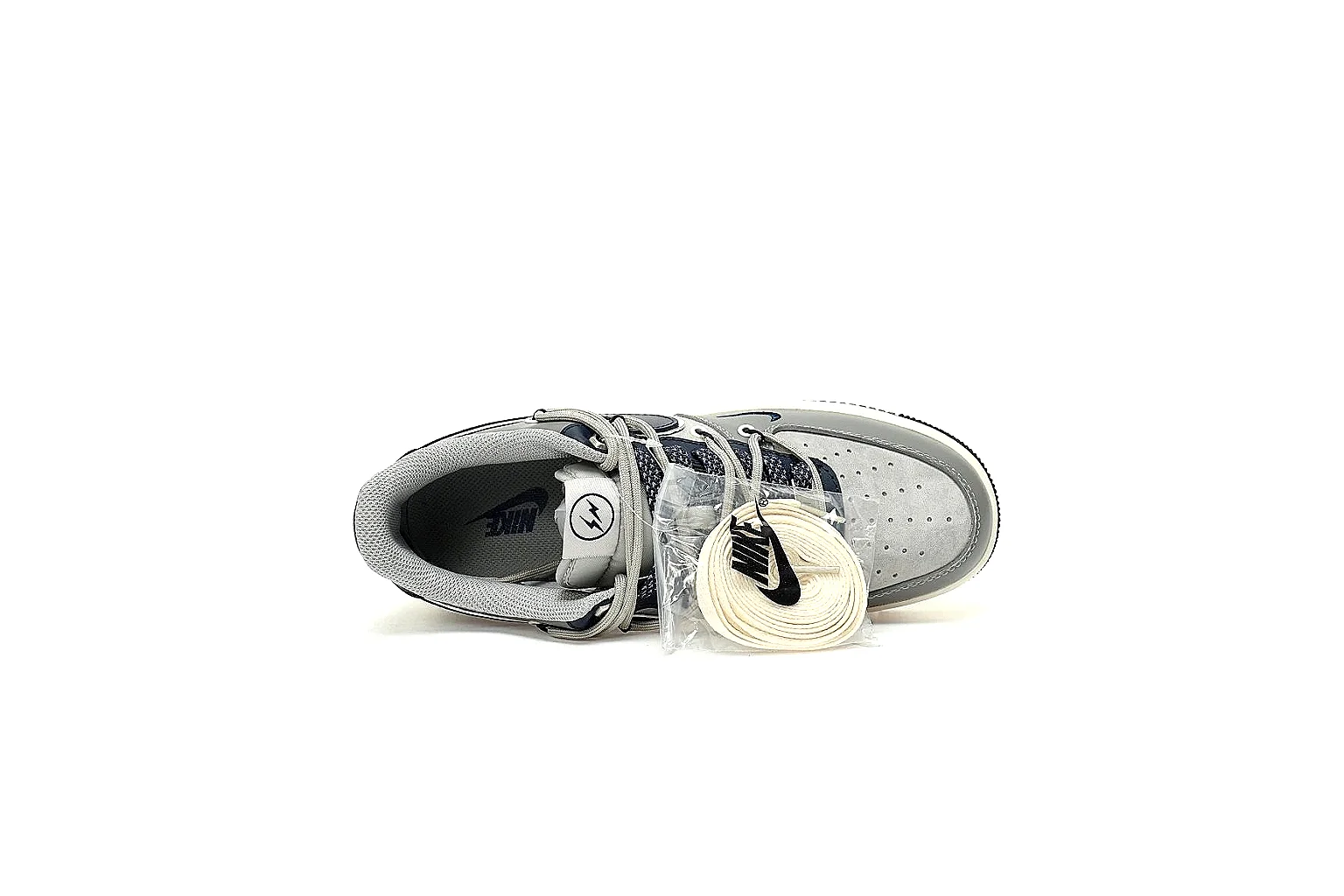 Kako Scout comparison images for Nike Black White Low Court thumbnail 3