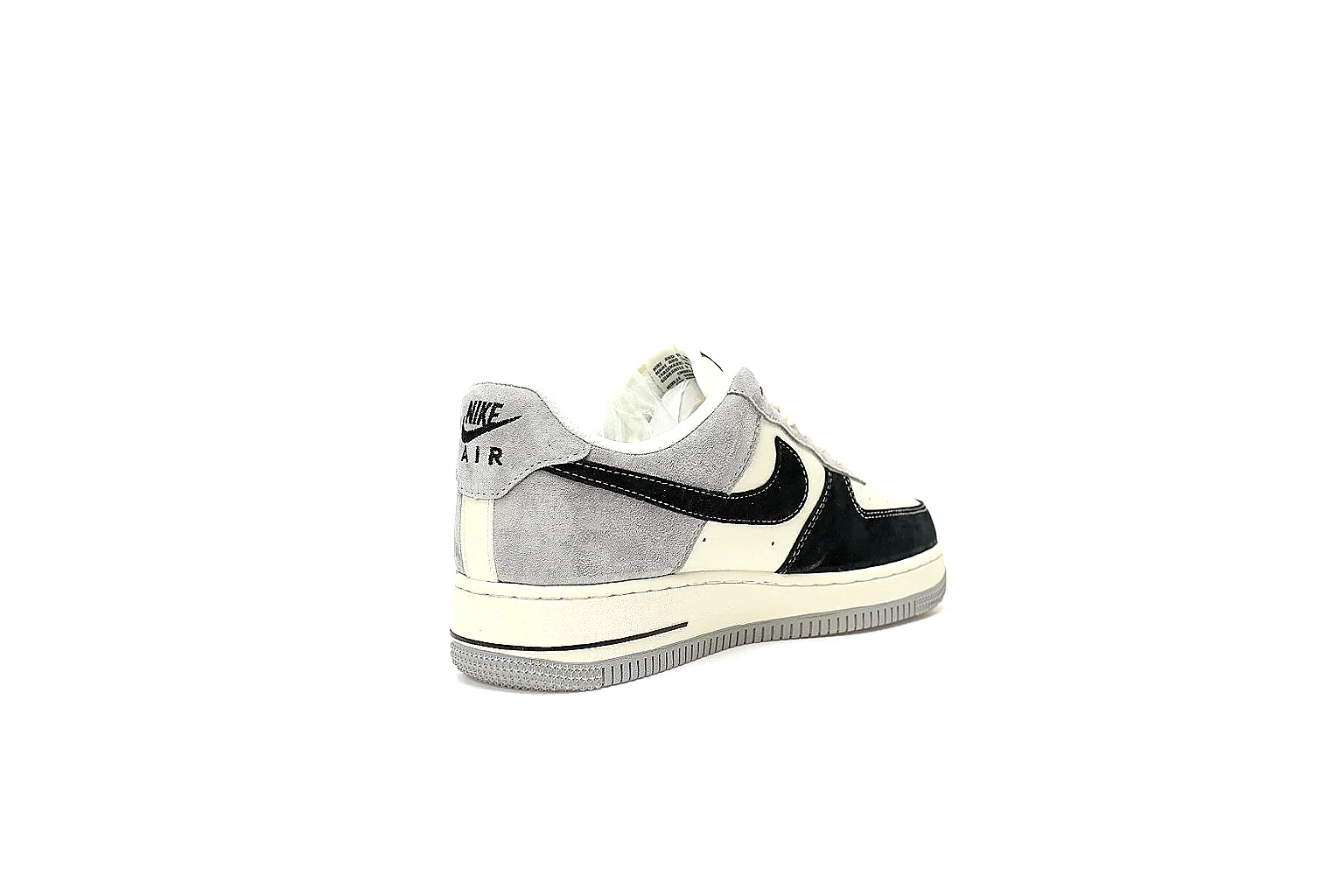 Kako Scout comparison images for Nike Black White Low Court