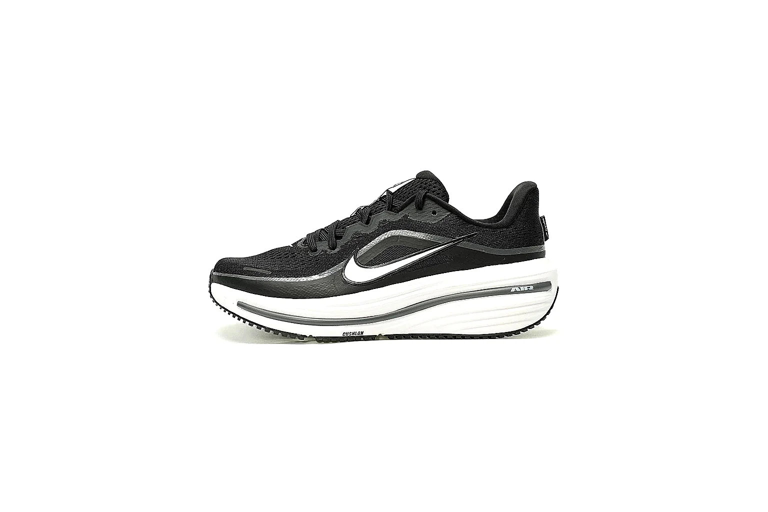 Kako Scout comparison images for Nike Black White Retro Runner Sneaker