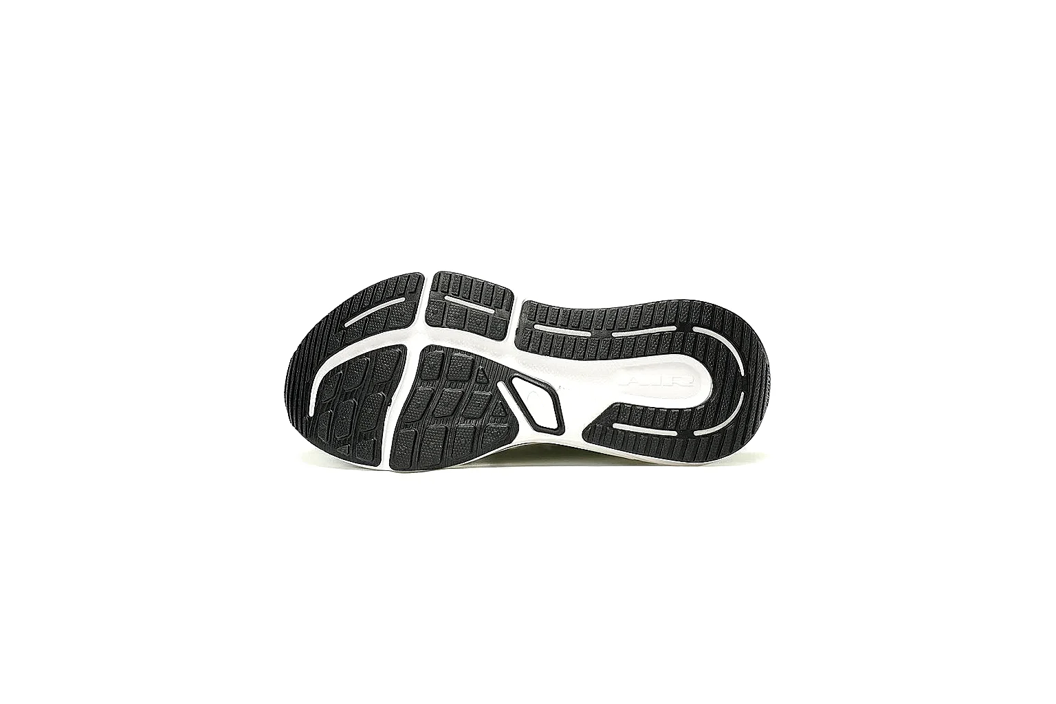 Kako Scout comparison images for Nike Black White Retro Runner Sneaker thumbnail 3