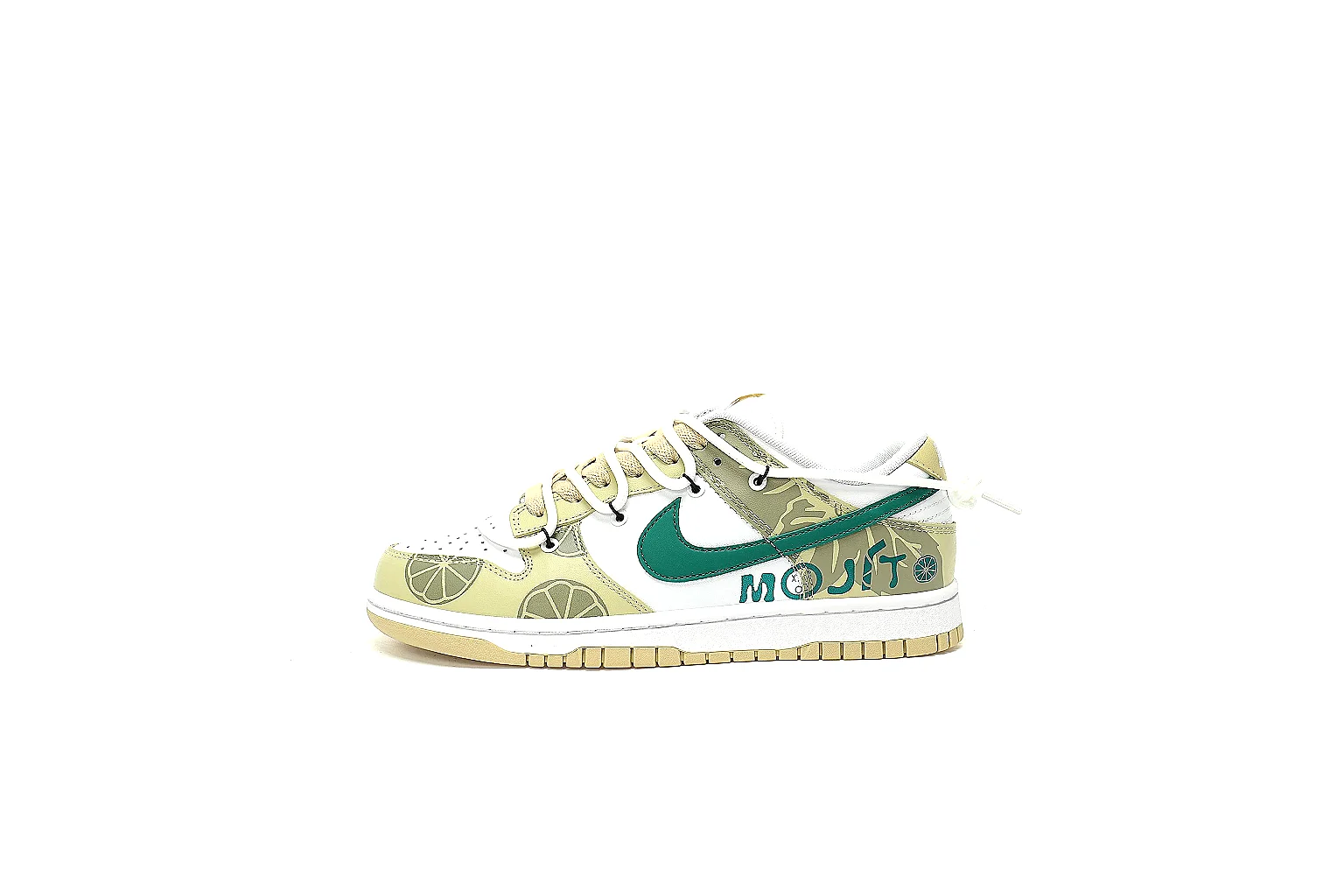 Kako Scout comparison images for Nike Camo Green Low Court Sneaker