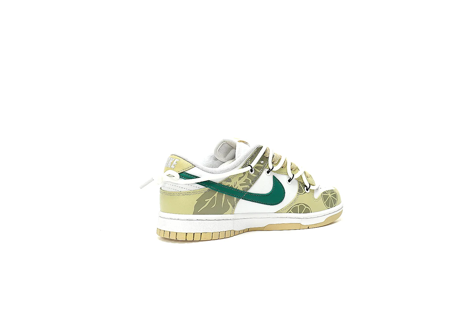 Kako Scout comparison images for Nike Camo Green Low Court Sneaker