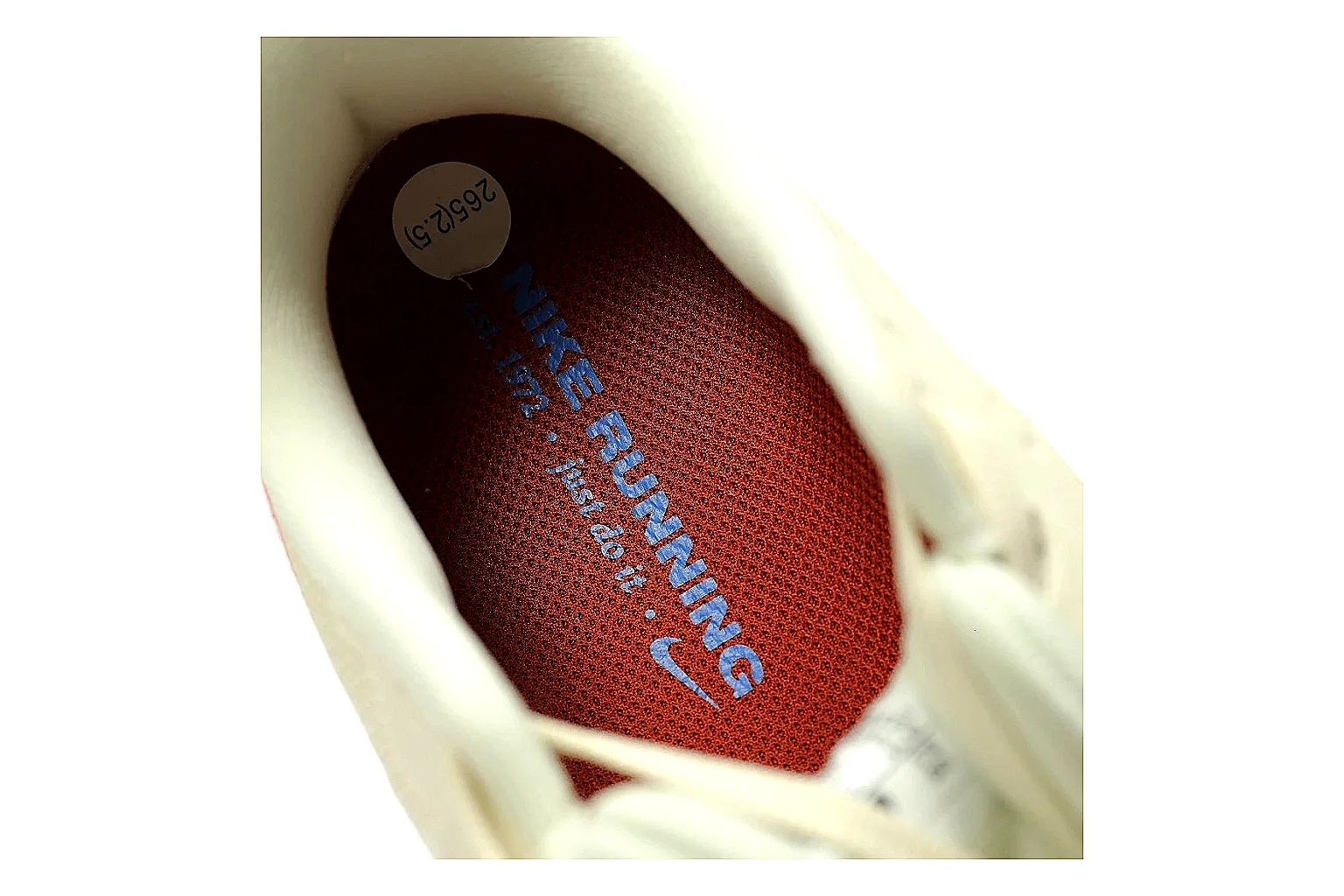 Nike Cortez Style White Red 4470 comparison signal gallery thumbnail 4