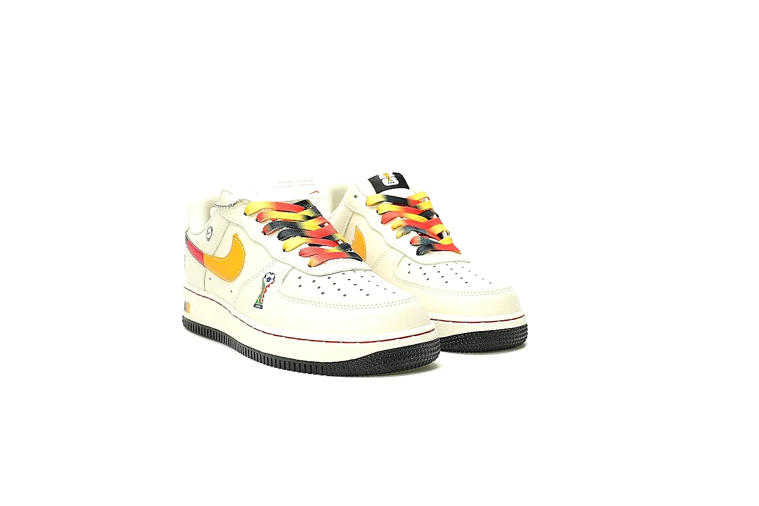 Kako Scout comparison images for Nike Cream Orange Low Court Sneaker thumbnail 4
