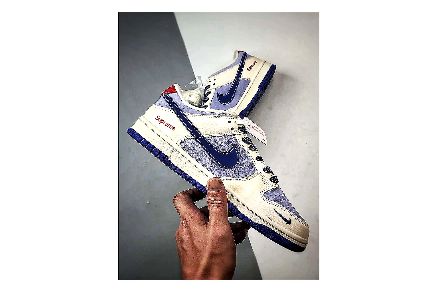 Nike Dunk Low Mixed Sneakers comparison signal image SKU 1182167040 thumbnail 3