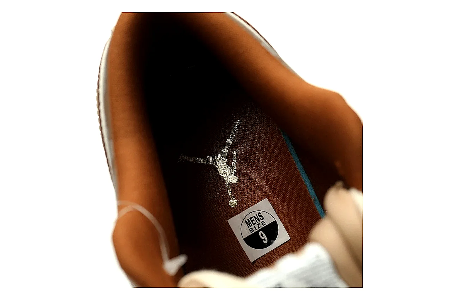 Nike Dunk Low Tan Brown 5815 comparison signal note six-photo gallery thumbnail 3