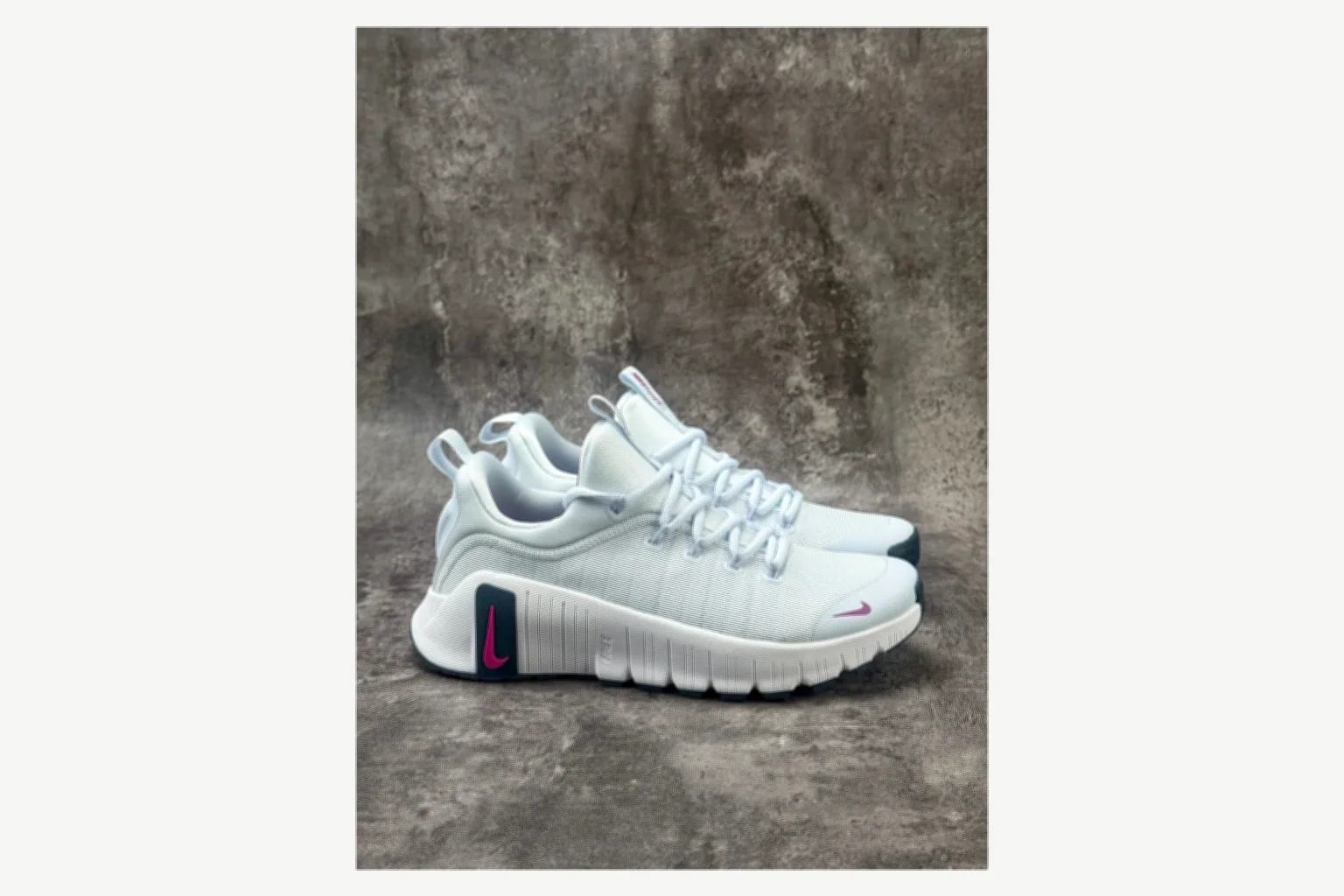 Nike Free Metcon Mixed Sneakers comparison signal image SKU 1182167335 thumbnail 4