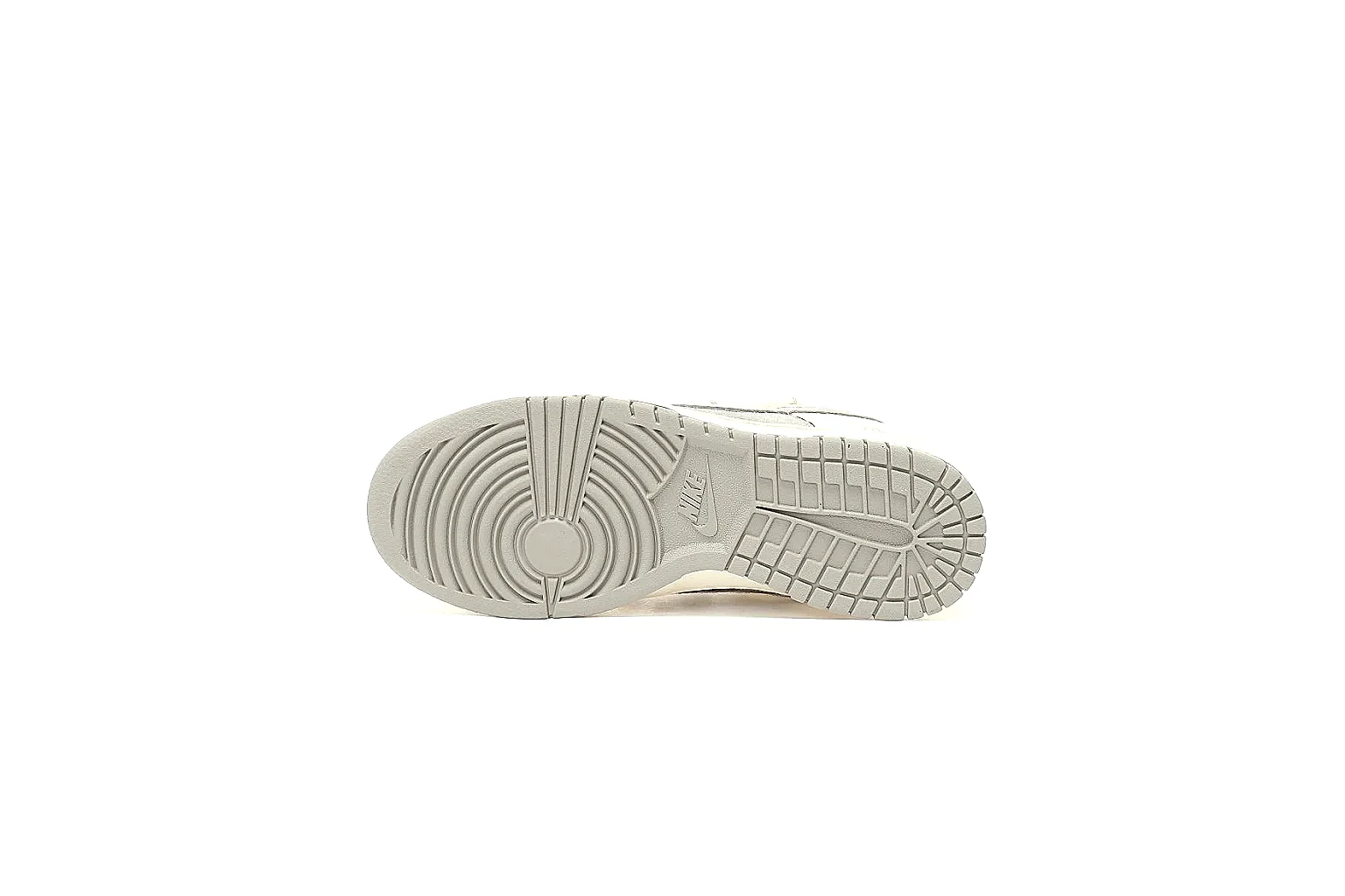 Kako Scout comparison images for Nike Gray Low Court thumbnail 3