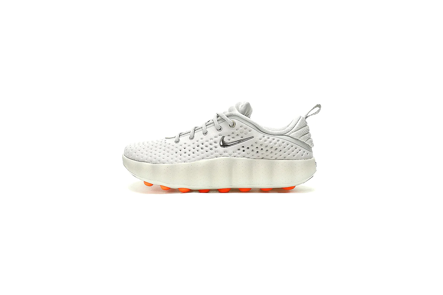 Kako Scout comparison images for Nike Gray Orange Runner Sneaker