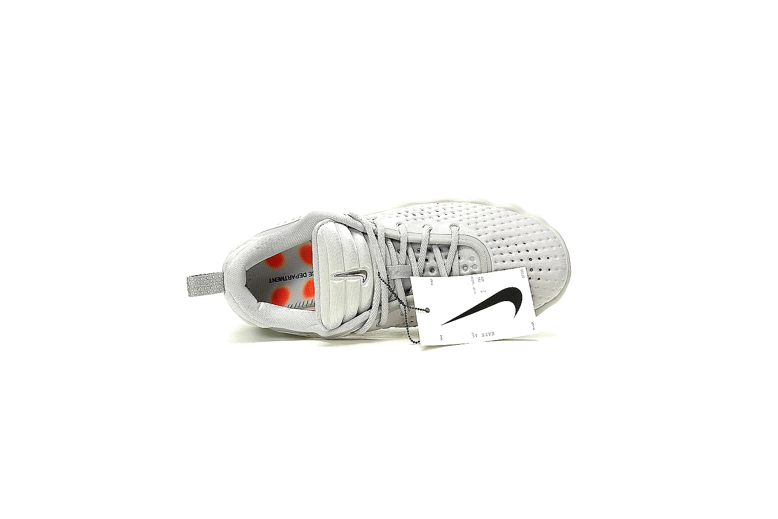 Kako Scout comparison images for Nike Gray Orange Runner Sneaker