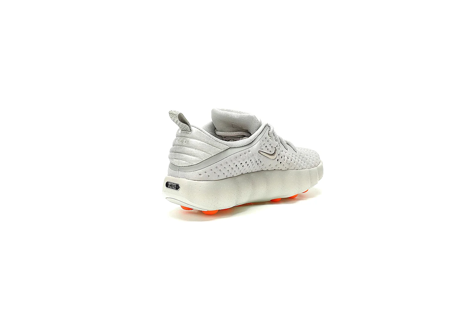 Kako Scout comparison images for Nike Gray Orange Runner Sneaker thumbnail 6