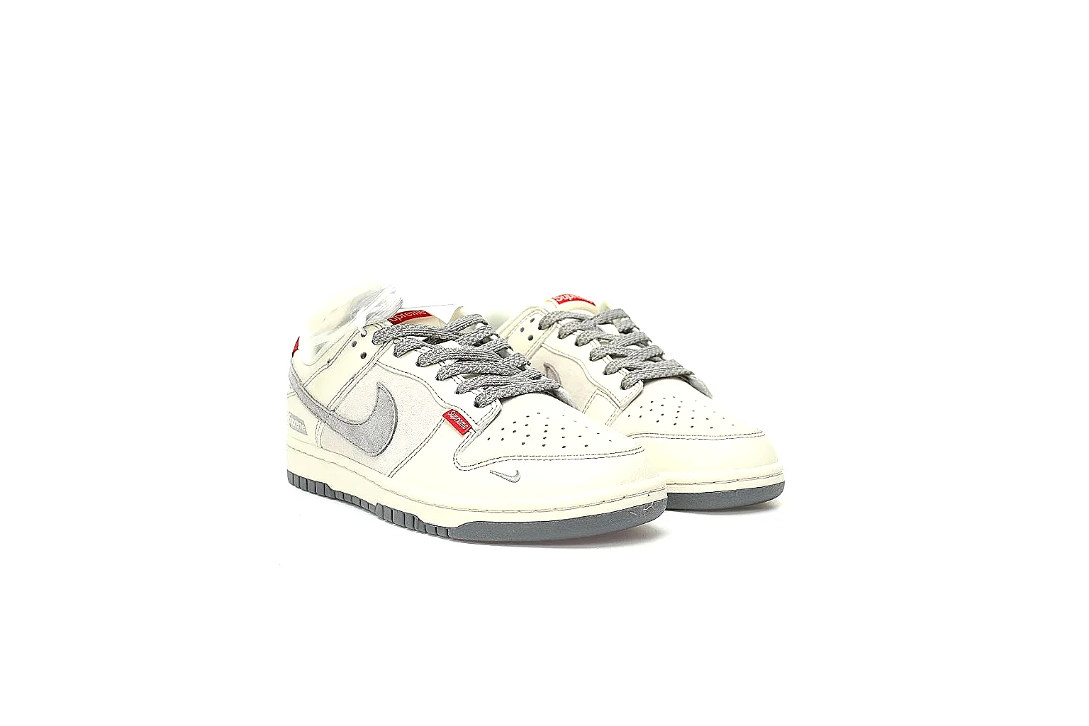 Kako Scout comparison images for Nike Gray Red Low Court Sneaker thumbnail 5