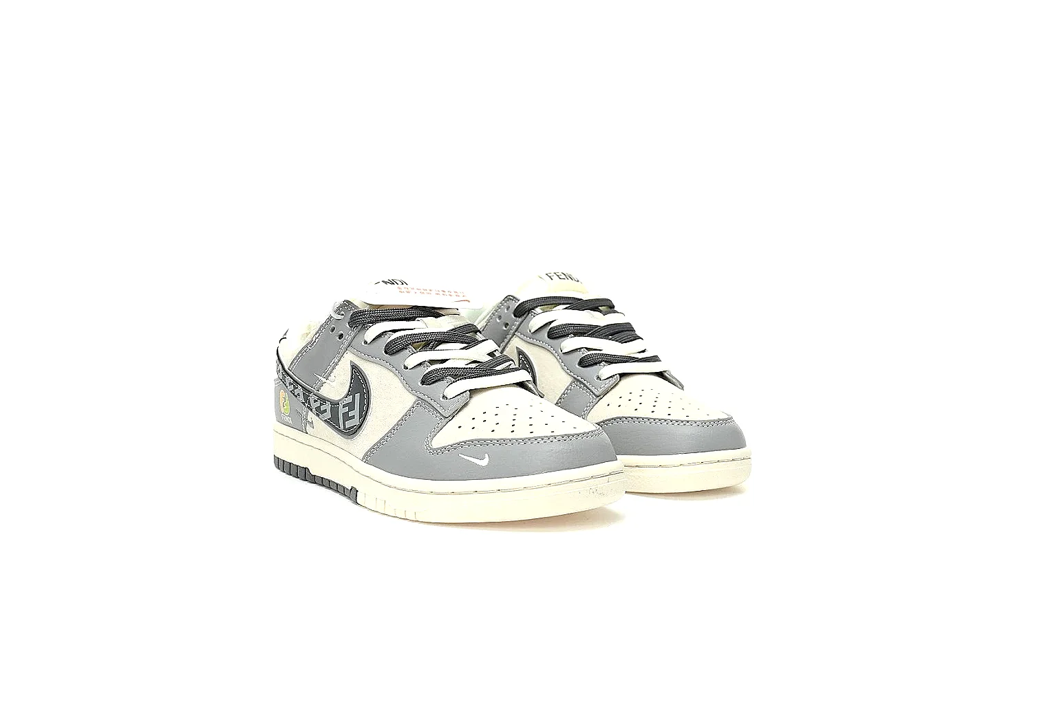 Kako Scout comparison images for Nike Gray White Low Court thumbnail 5