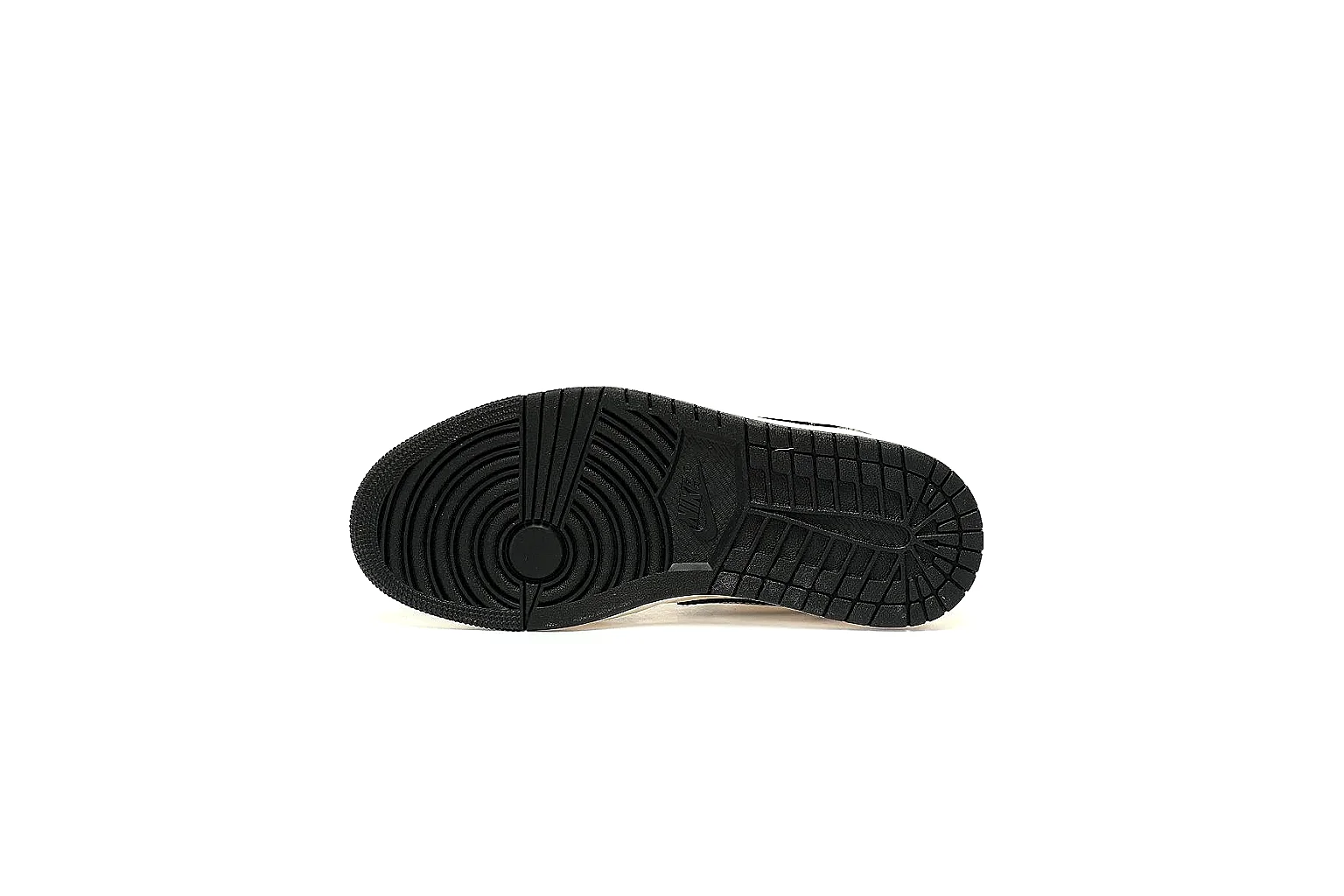 Kako Scout comparison images for Nike Gray Black Low Court thumbnail 4