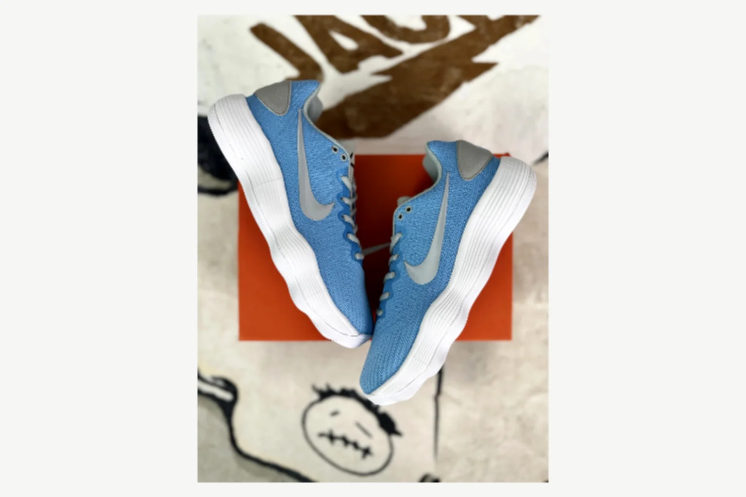 Nike Hyperdunk 2017 White Blue High Top comparison proof image SKU 1194923928 thumbnail 5