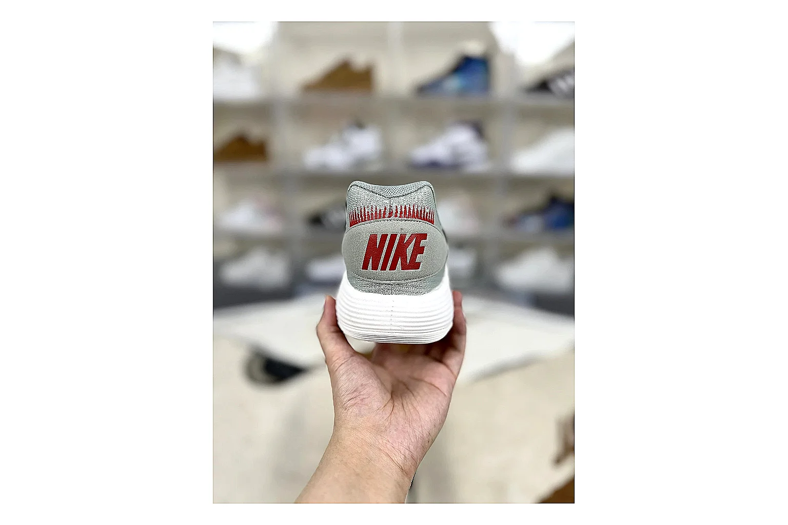 Nike Hyperdunk Mixed Sneakers comparison signal image SKU 1194923586 thumbnail 2