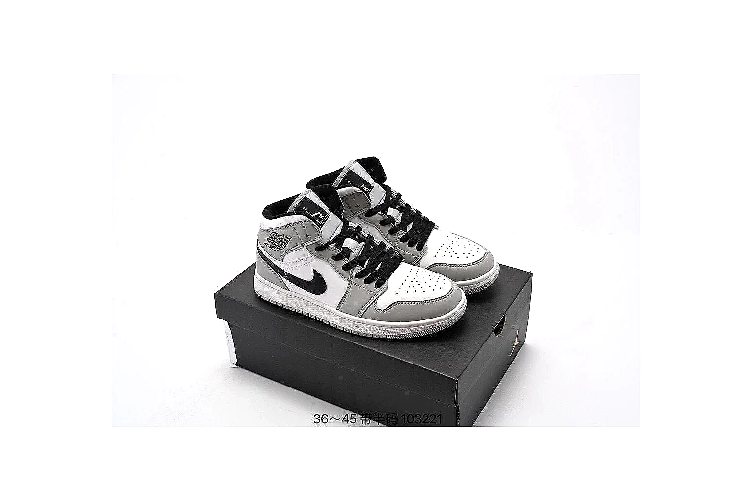 kakoscout.com Nike Low Court Black White comparison signal card six-photo gallery thumbnail 3