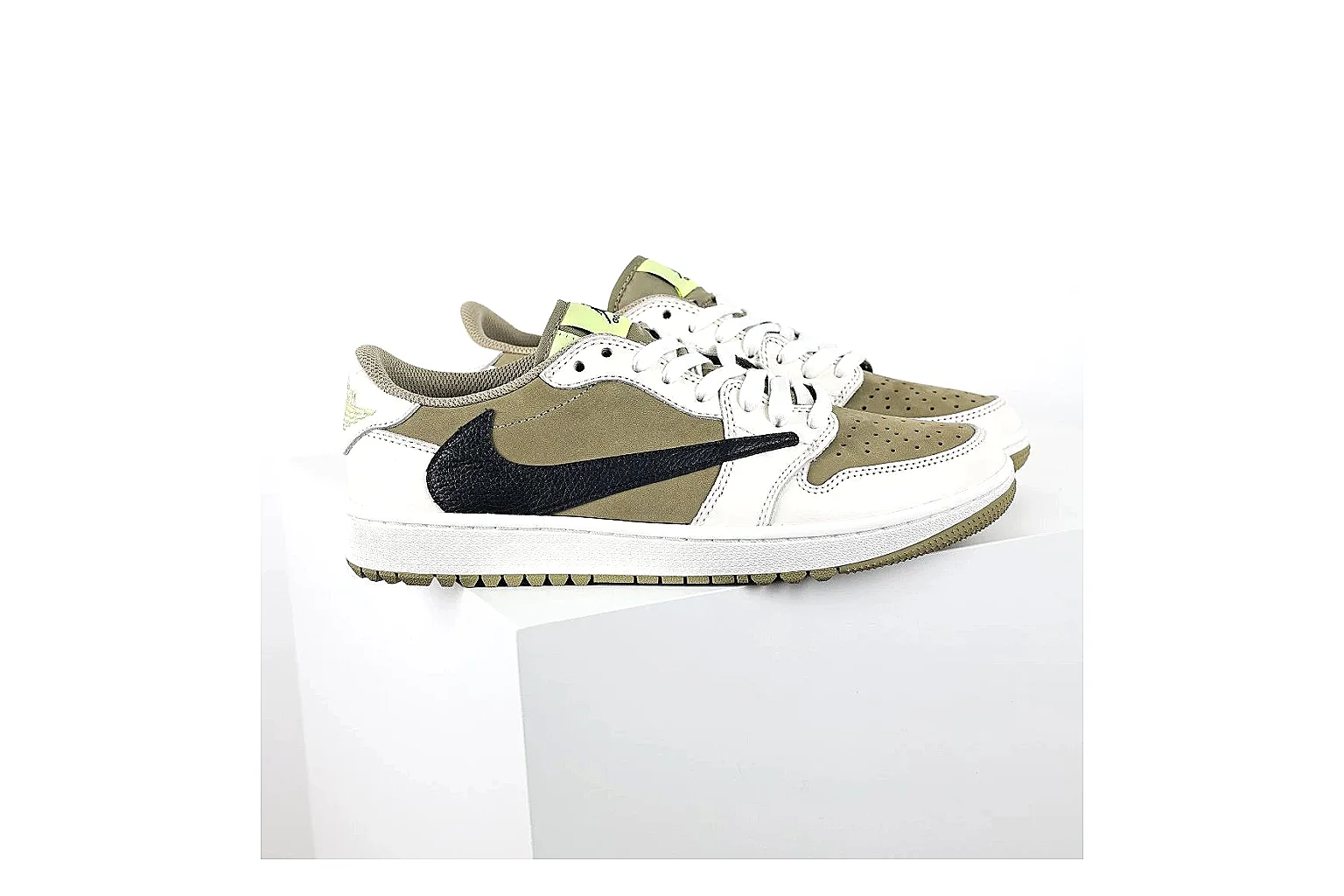 kakoscout.com Nike Low Court Olive White comparison signal card six-photo gallery