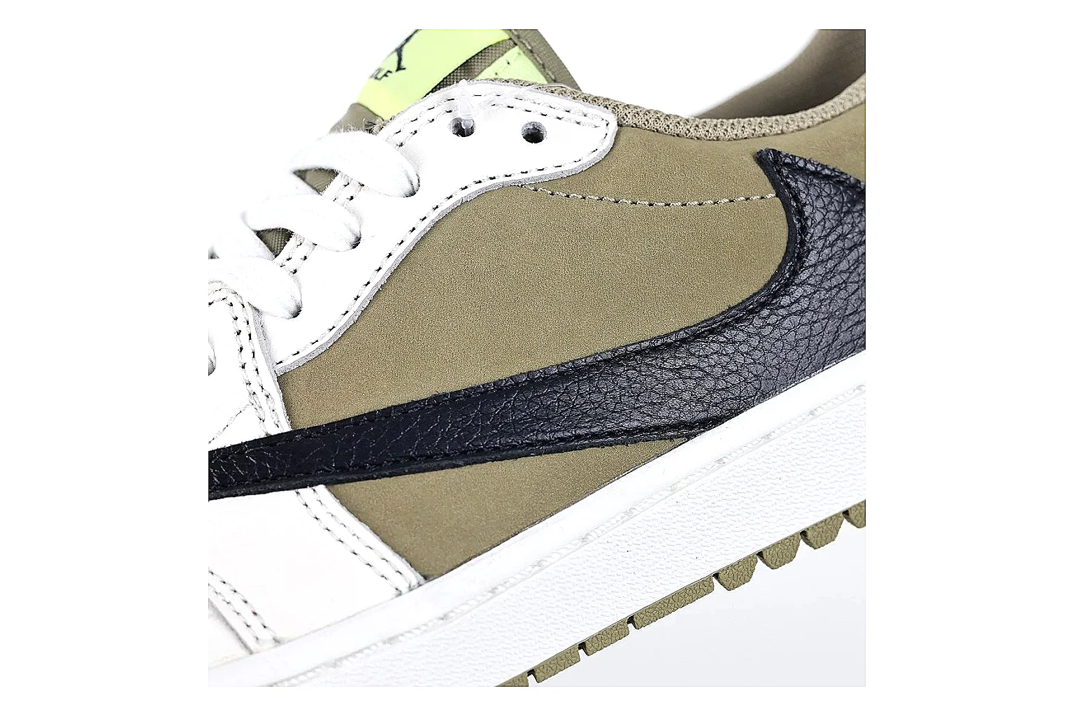 kakoscout.com Nike Low Court Olive White comparison signal card six-photo gallery thumbnail 5