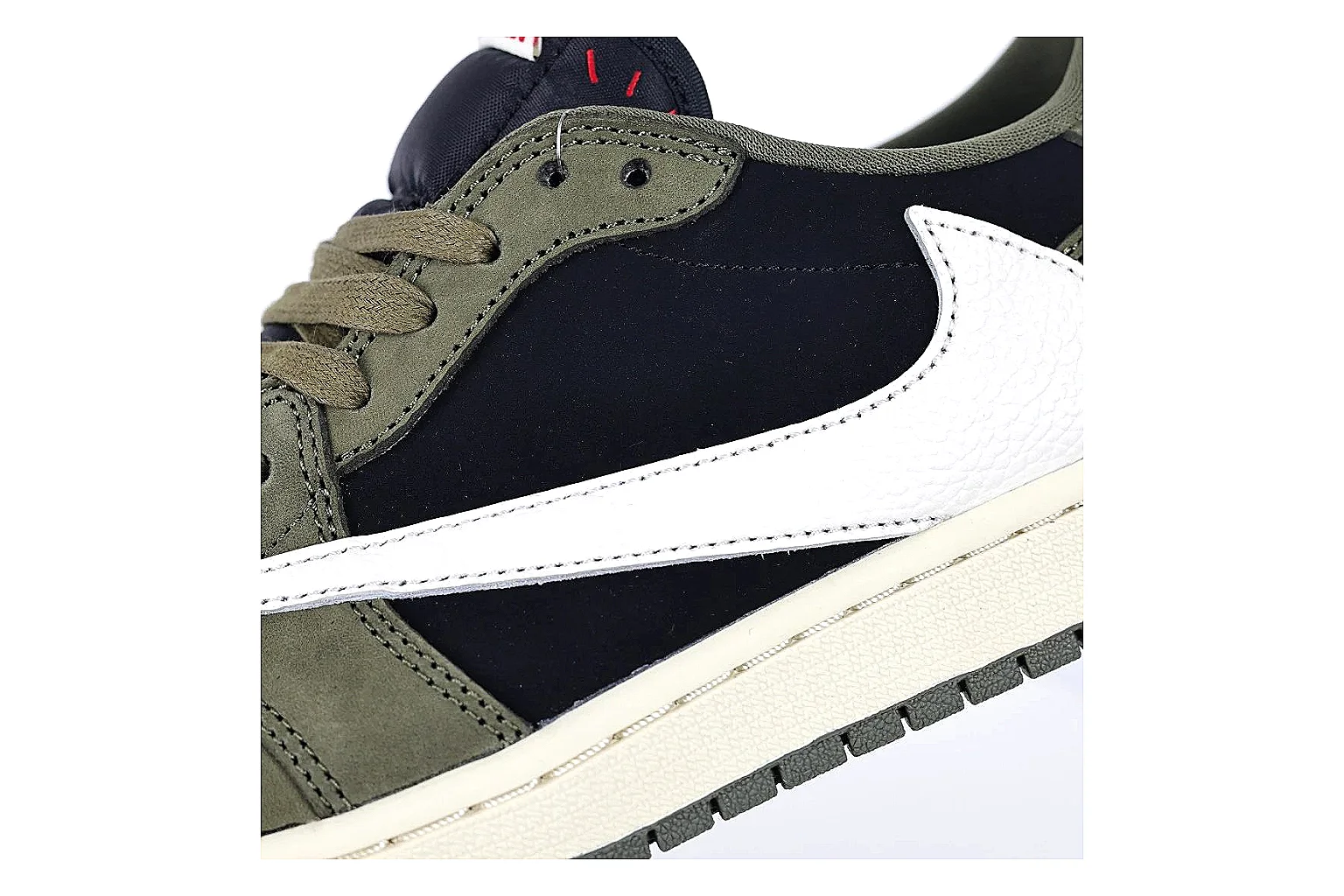 kakoscout.com Nike Low Court Olive White comparison signal card six-photo gallery thumbnail 5