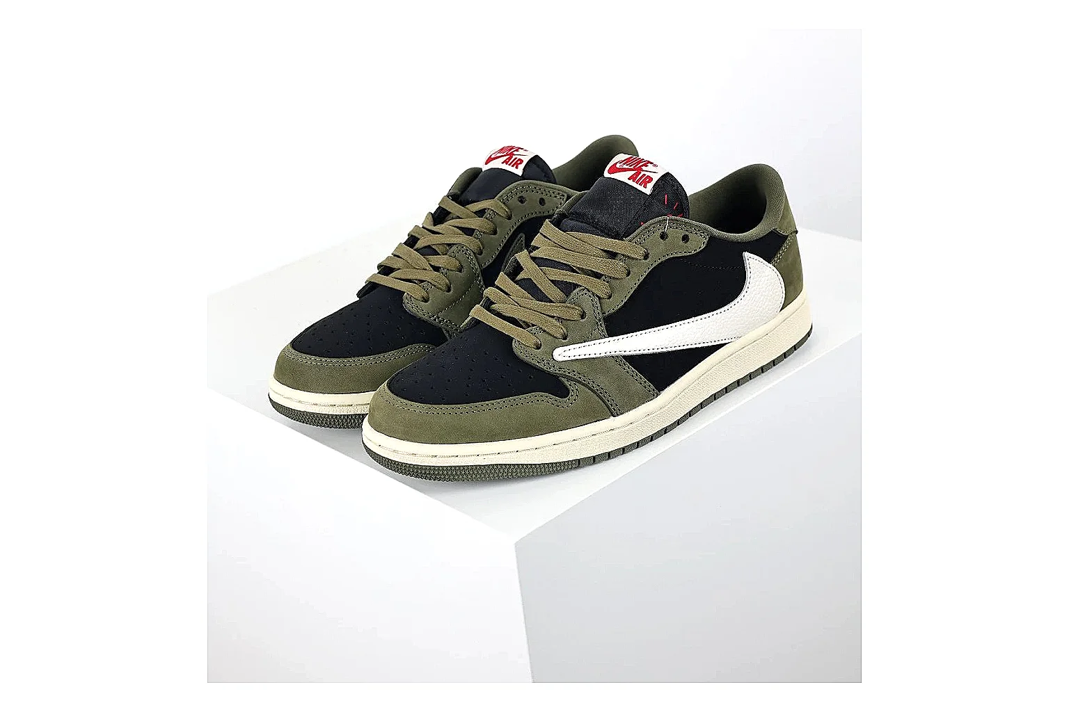 kakoscout.com Nike Low Court Olive White comparison signal card six-photo gallery thumbnail 6