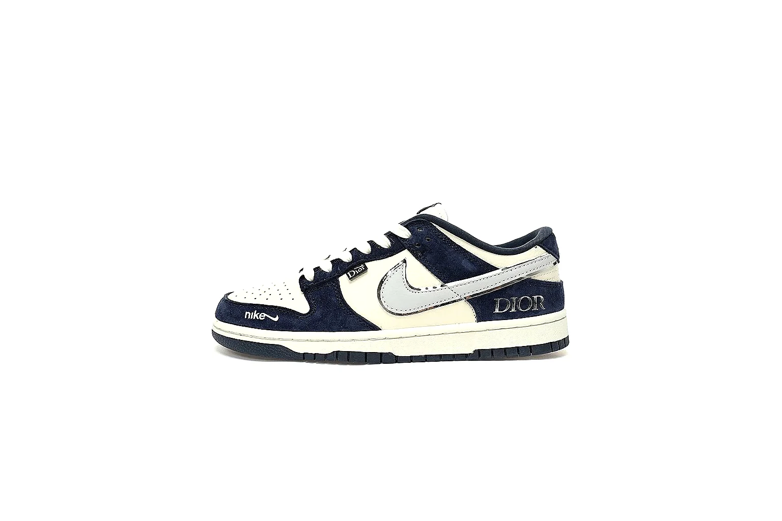 Kako Scout comparison images for Nike Navy Cream Low Court