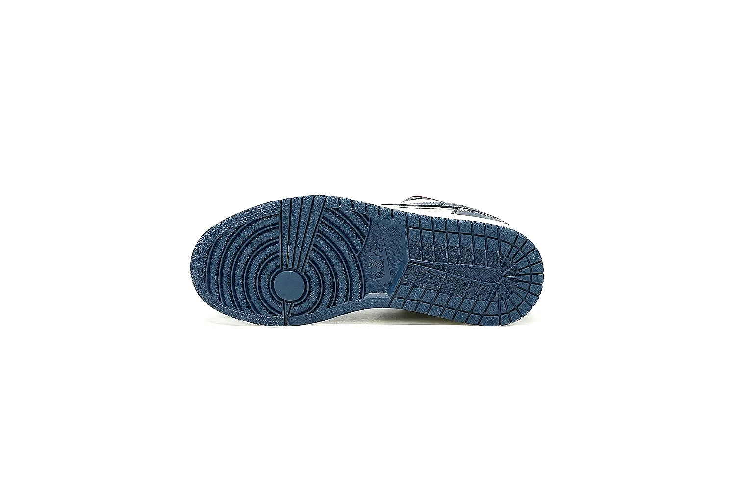 Kako Scout comparison images for Nike Navy Red Low Court thumbnail 3
