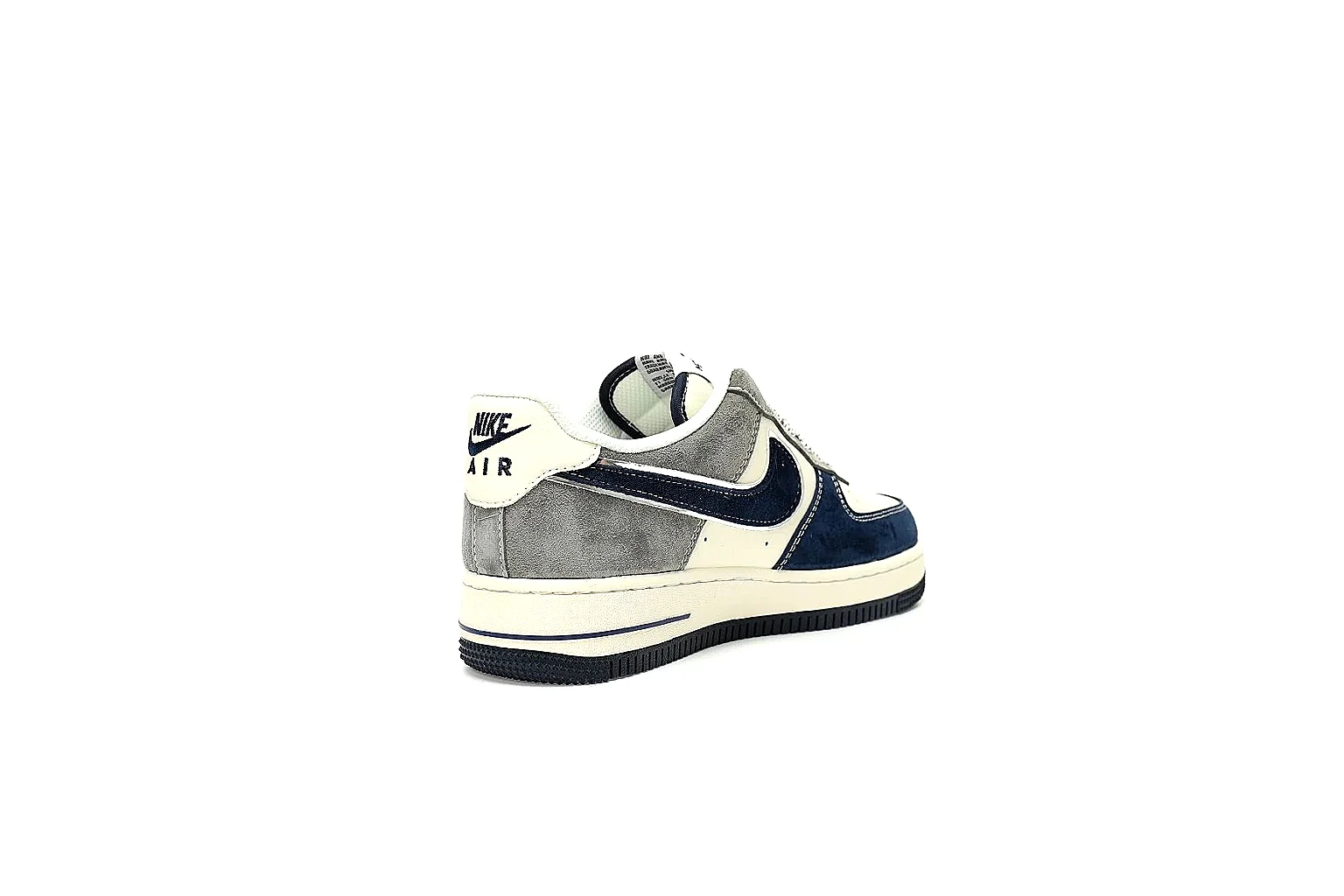 Kako Scout comparison images for Nike Navy White Low Court Sneaker