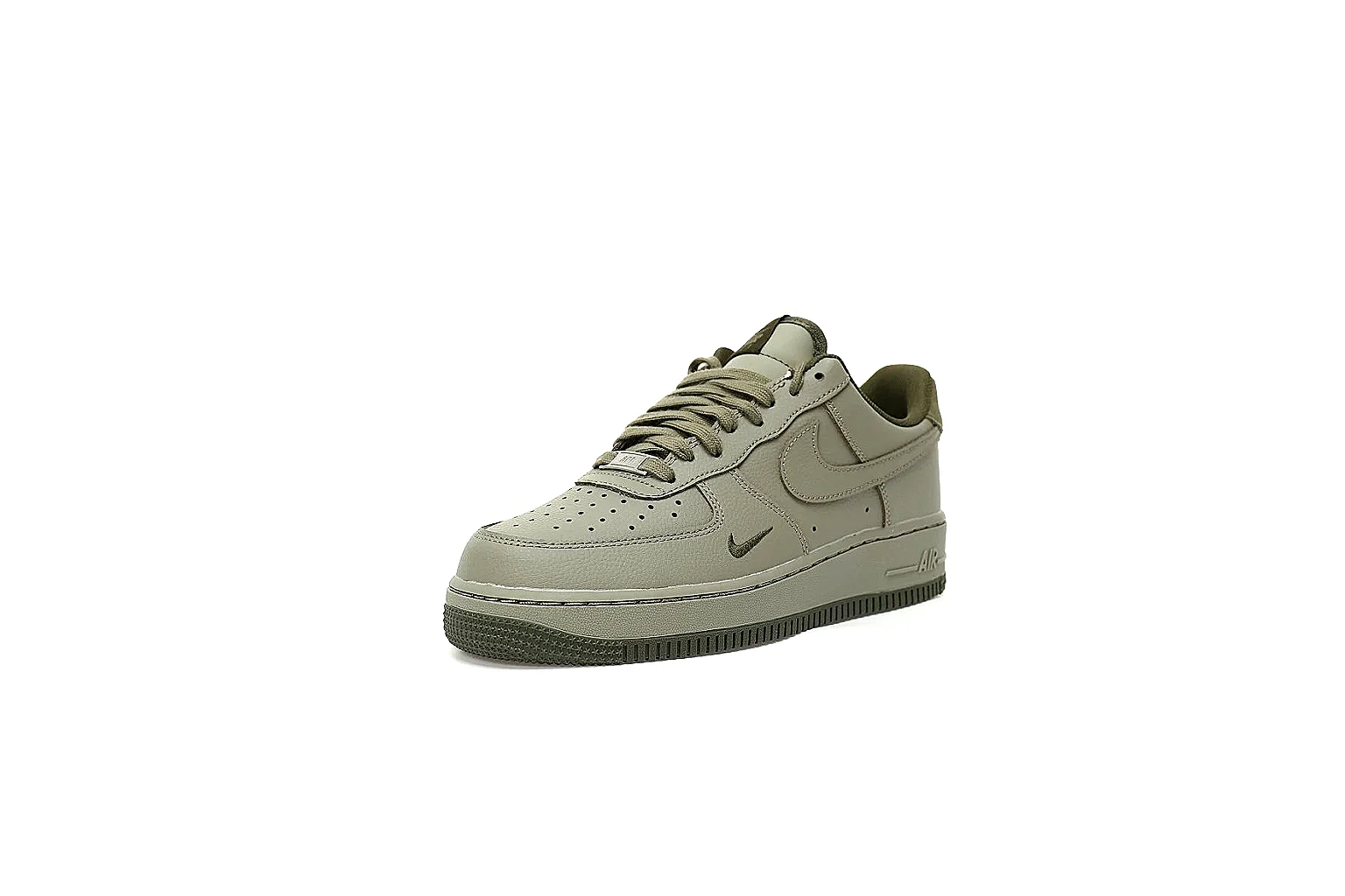 Kako Scout comparison images for Nike Olive Low Court thumbnail 6