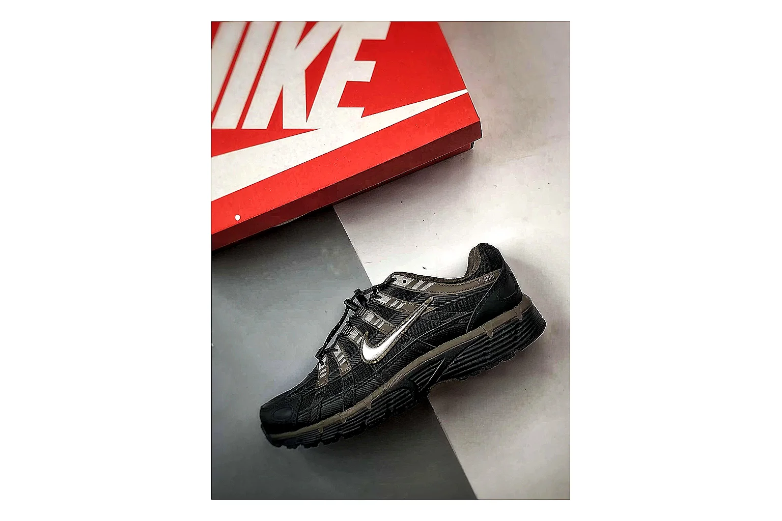 Nike P 6000 Black Sneakers comparison signal image SKU 1182167045 thumbnail 3