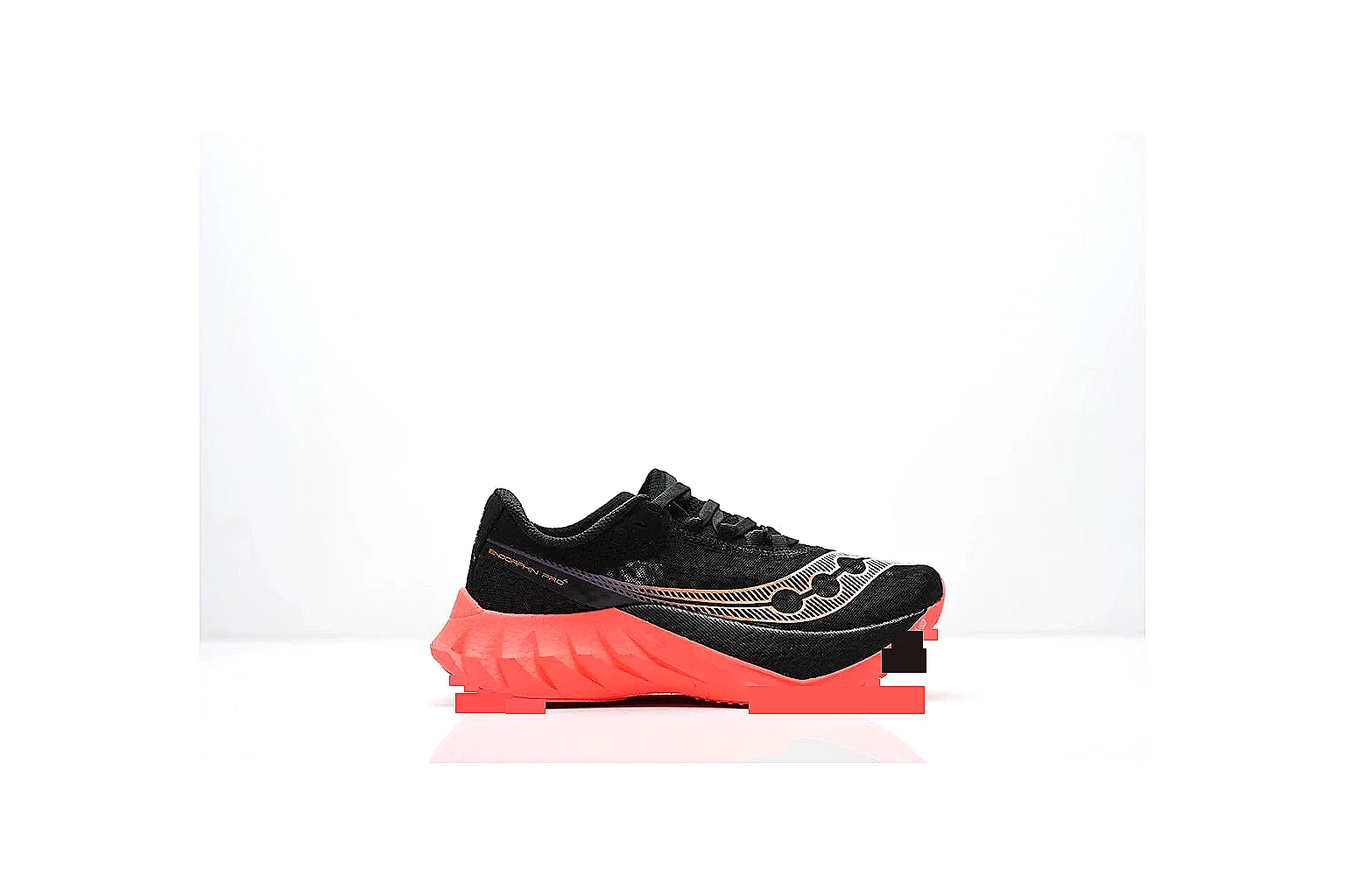 kakoscout.com Nike Performance Runner Black Red comparison signal card six-photo gallery thumbnail 2