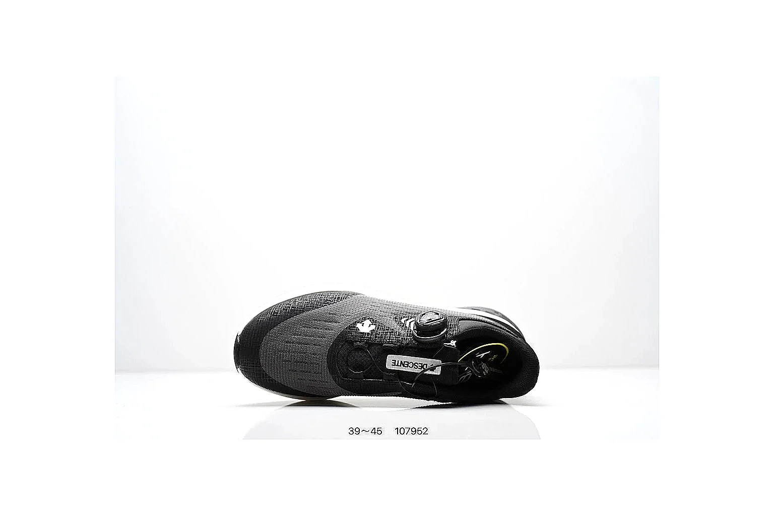 kakoscout.com Nike Performance Runner Black White comparison signal card six-photo gallery thumbnail 3