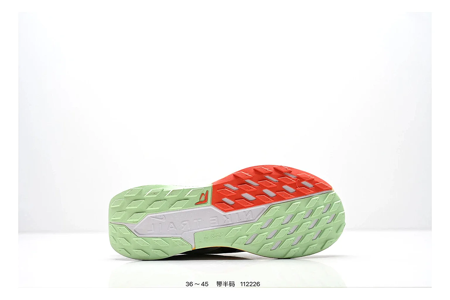 kakoscout.com Nike Retro Runner White Green Orange comparison signal card six-photo gallery thumbnail 5