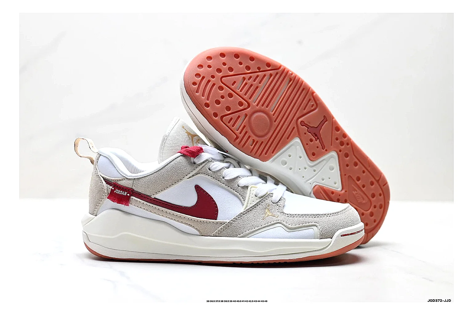 kakoscout.com Nike Runner White Red comparison signal card six-photo gallery thumbnail 4
