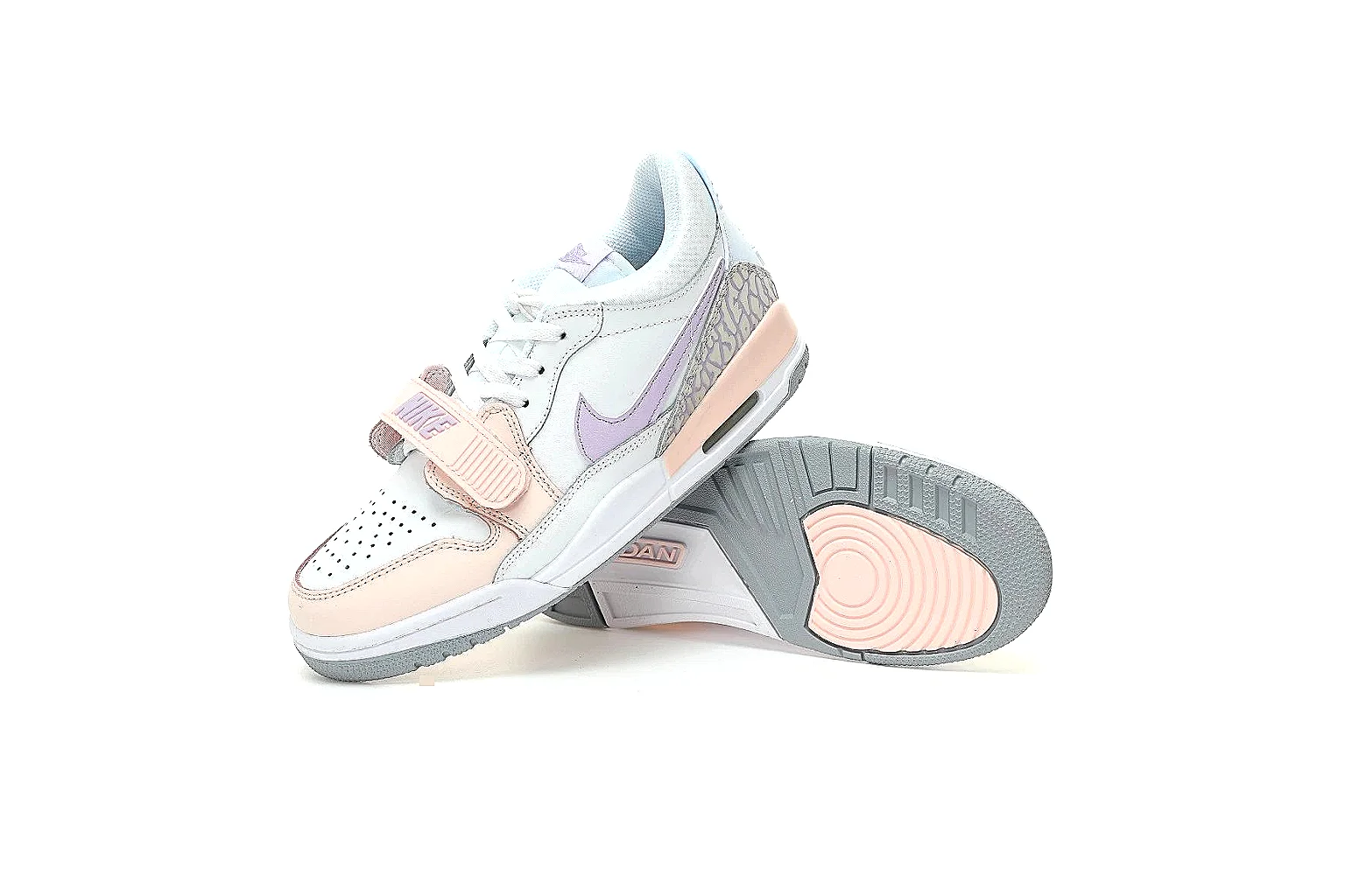 Nike sketch low-top White Pastel 1061 comparison signal note six-photo gallery thumbnail 2