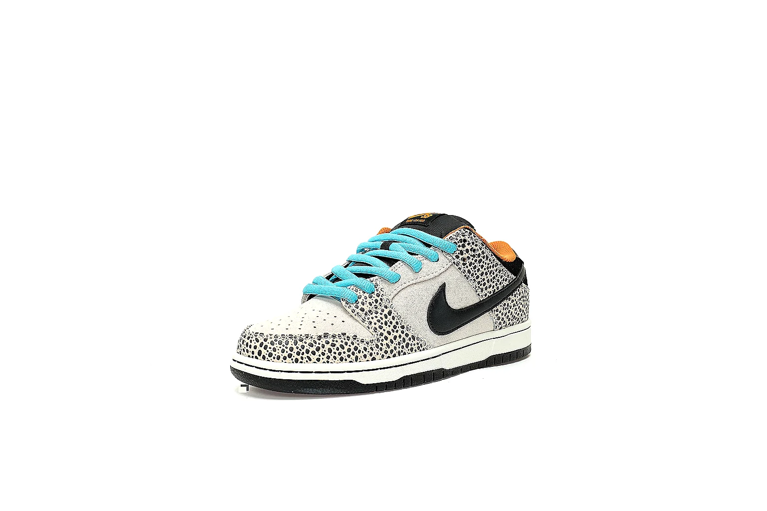 Kako Scout comparison images for Nike White Black Low Court thumbnail 2