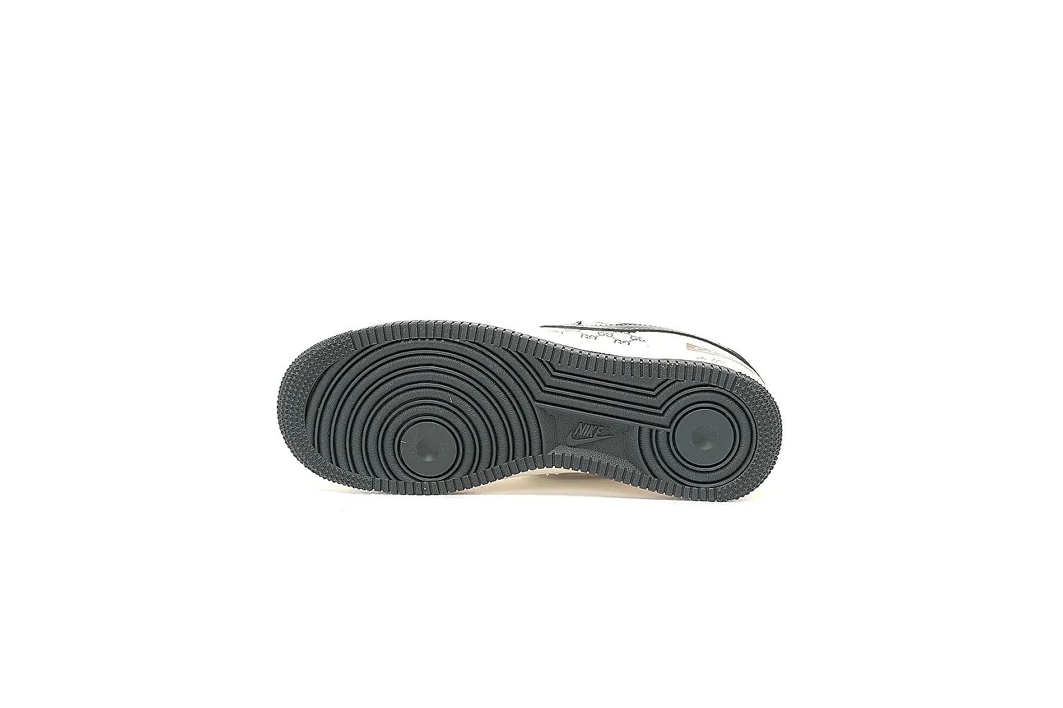 Kako Scout comparison images for Nike White Black Low Court thumbnail 3