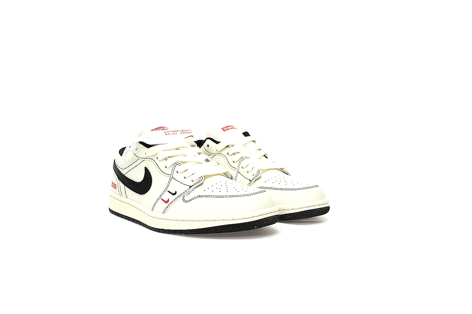 Kako Scout comparison images for Nike White Black Low Court Sneaker thumbnail 5