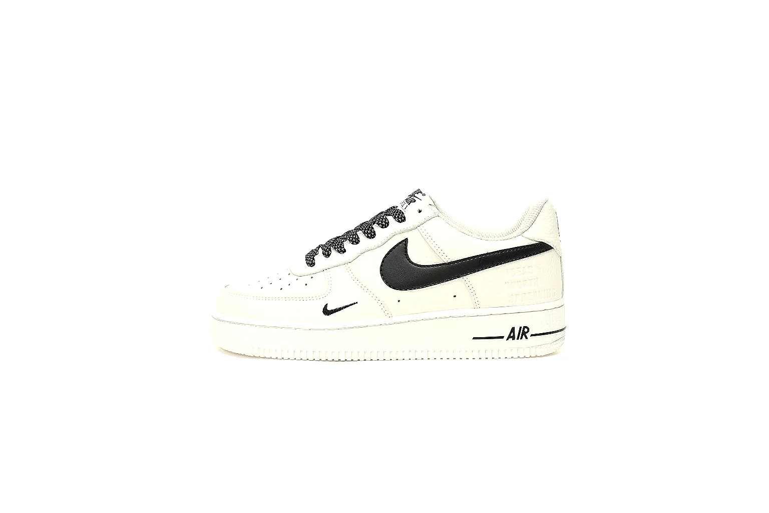 Kako Scout comparison images for Nike White Black Low Court