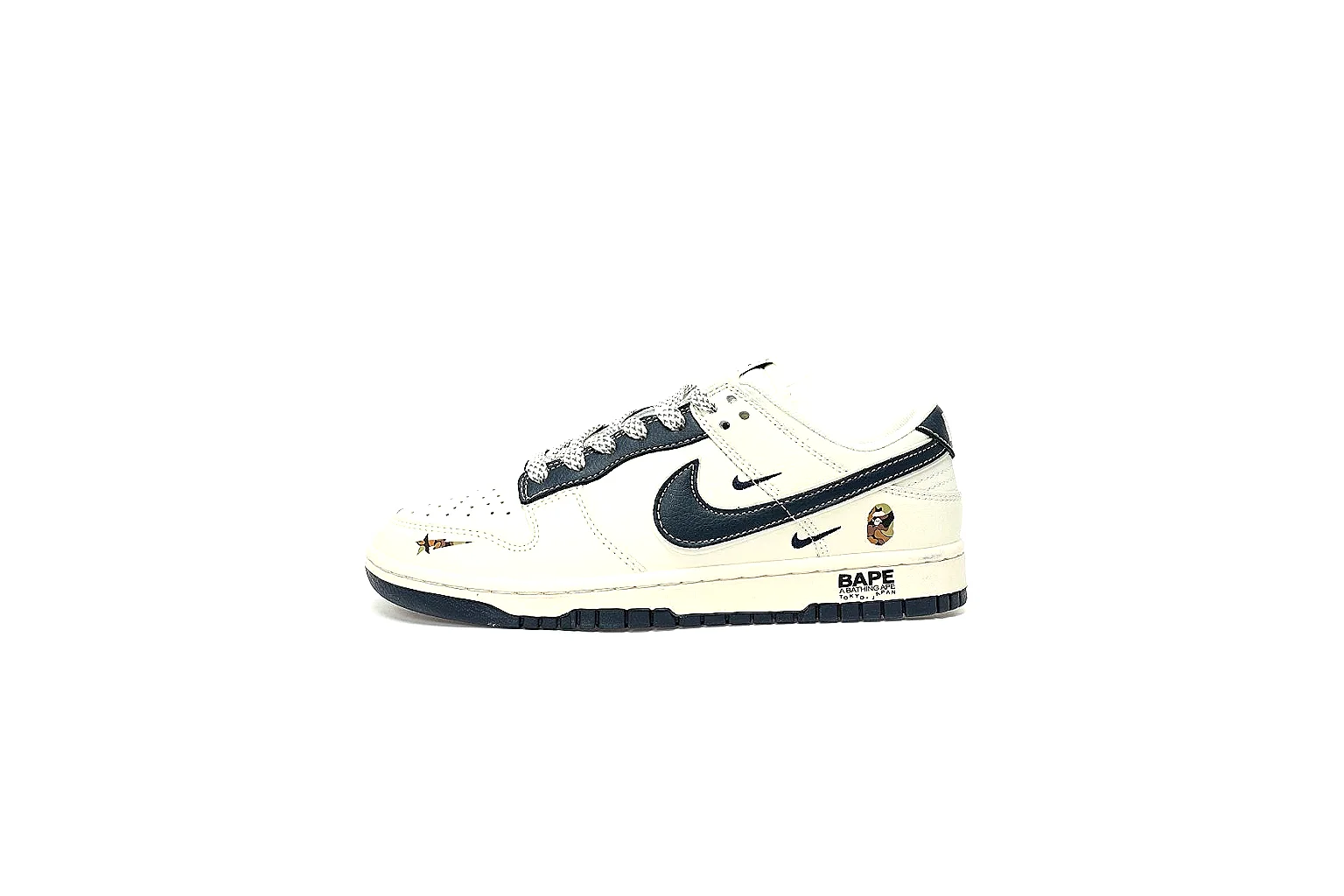 Kako Scout comparison images for Nike White Black Low Court
