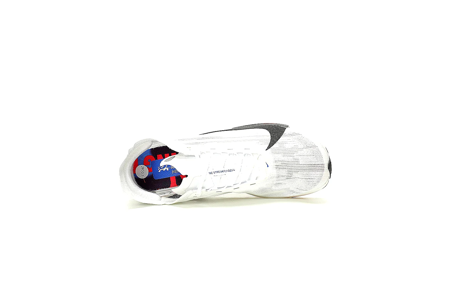 Kako Scout comparison images for Nike White Blue Red Runner Sneaker thumbnail 2