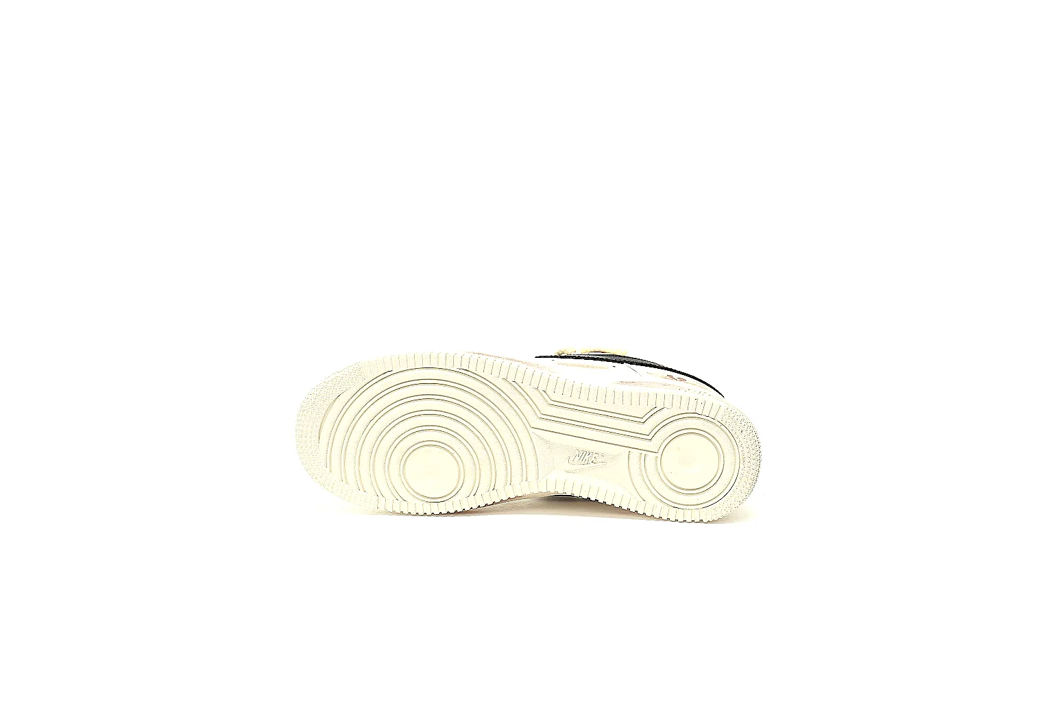 Kako Scout comparison images for Nike White Cream Low Court thumbnail 4
