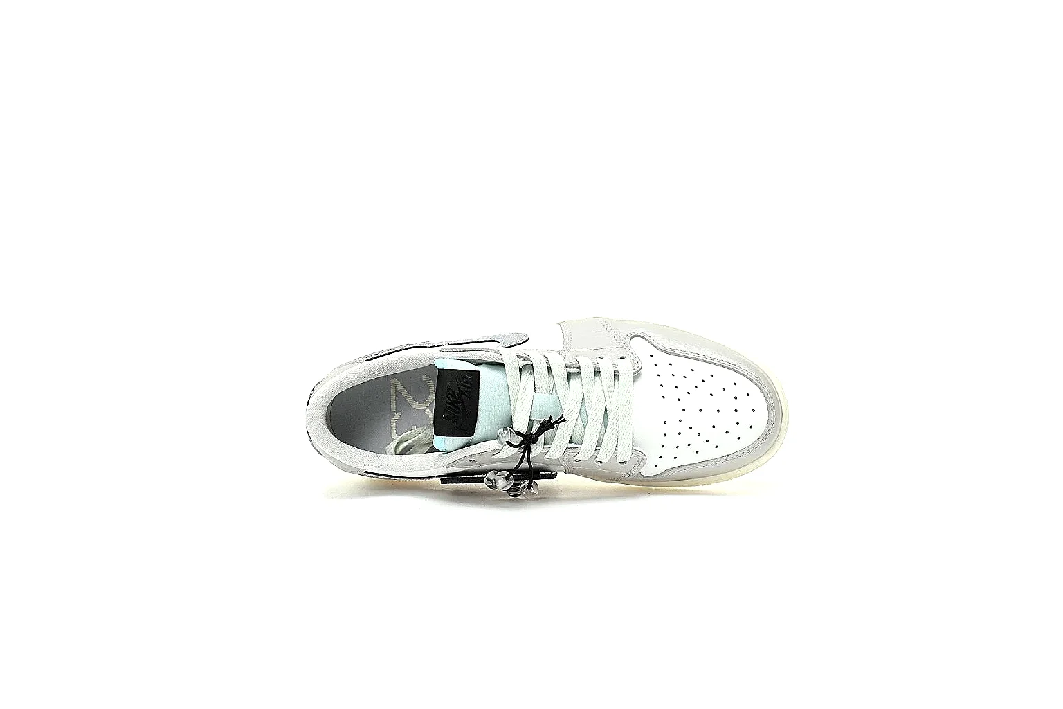 Kako Scout comparison images for Nike White Green Low Court thumbnail 3