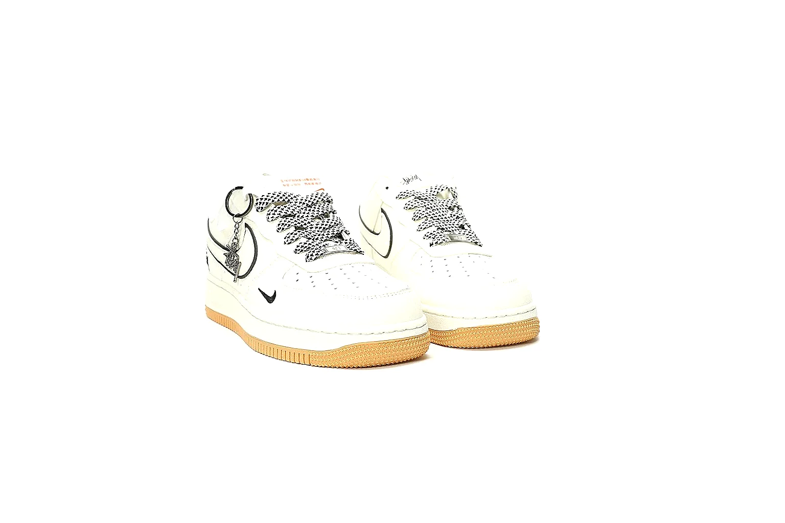 Kako Scout comparison images for Nike White Gum Low Court thumbnail 4